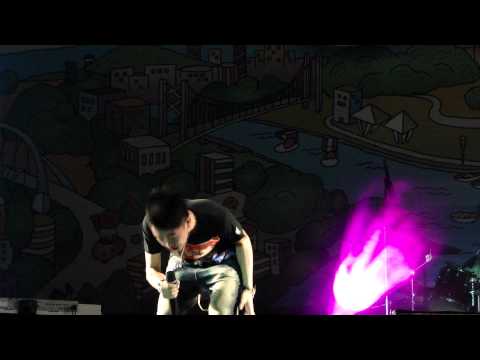 謝和弦- 寂寞瘋了(2011新北市水岸音樂祭)