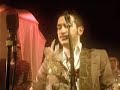 diff�rents moments du spectacle le vrai faux mariage de la caravane passe au cabaret sauvage