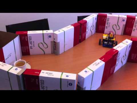 Robot with Arduino Uno, Sharp IR sensor, for obstacle recognition