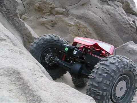 BenderCustoms - Axial AX10 axles and SWX chassis rock crawling at Corona Del Mar Beach.
