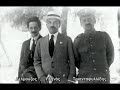 Ένας αιώνας εκπαιδευτικές μεταρρυθμίσεις, για ένα σχολείο στο οποίο κυριαρχεί η ιδεολογική χειταγώγηση, ένας όγκος ανερμάτιστων πληροφοριών, η λεηλάτηση της εφηβείας, η παραπαιδεία και η καταστολή. Το εκπαιδευτικό κίνημα, αυτό που τρώει τη σκόνη της κιμωλίας καιόχι τις εγκυκλιακες συμμορφώσεις ή τις