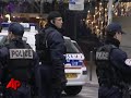 Paris Police Find Dynamite in Department Store Paris Police Find Dynamite in Department Store