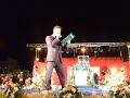Stellario Borgia che conduce una serata di moda