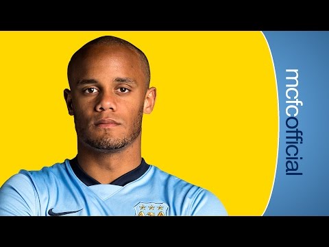 KOMPANY'S NEW CONTRACT | Man City captain Vincent Kompany signs new deal