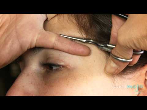how to properly tweeze eyebrows