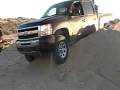 videos de RENTAL TRUCK STUCK ON ROAD BLOCK