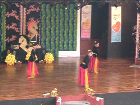 malaysian dance-melaka 2