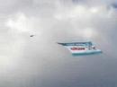 Riesenwerbebanner an kleinem Flugzeug und DC-3 über Berlin Riesenwerbebanner an kleinem Flugzeug und DC-3 über Berlin