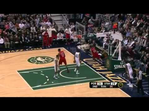 Andre Miller to Nicolas Batum for the dunk
