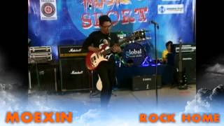 MOEXIN - Live In Tribun Timur Music & Sport Event .
At Tribun Pantai Seruni Kab. Bantaeng. Sabtu