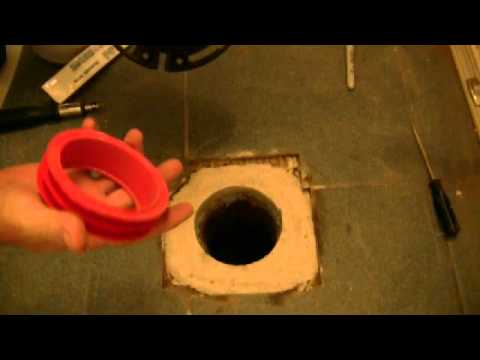 how to fix a toilet leak by the pipe