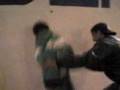 videos de la pelea sangrienta de dos titanes
