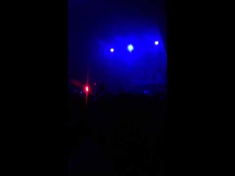 Concert - Crowd chanting encore at BABYMETAL concert ^^ *check my channel for BABYMETAL @ Fonda Theatre fancams ^^ ~~ https://www.youtube.com/yanisrei.