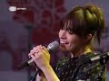 maria do amparo e l�cia moniz no coliseu para o programa vozes de abril da rtp em abril de 2008.
l�cia moniz � filha de maria do amparo e de carlos alberto moniz, que dirigiu a orquestra.