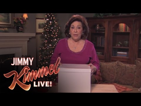 Chip's Tips - How to Wrap a Present