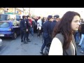Concentración de protesta por las agresiones policial a los estudiantes del IES Lluis Vives. Centenares de estudiantes han ocupado la Calle Xativa, en frente de la estación del norte, bloqueando el tráfico. La policía muy nerviosa ha empezado a cargar intentando arrestar a algunos de ellos. El resultado ha sido 6 de ellos arrestados. Lamentable!