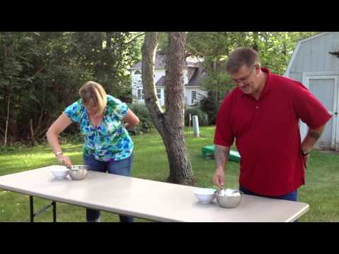 video-linktoworks-Boy vs. Girl Baby Shower Games Part 1