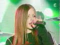 Avril Lavigne - sk8er boy live france trafic music Avril Lavigne - sk8er boy live france trafic music