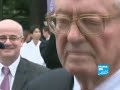 des dirigeants politiques europ�ens d'extr�me-droite, notamment jean-marie le pen, ont visit� samedi � tokyo le sanctuaire controvers� de yasukuni qui honore la m�moire des soldats tomb�s pour le japon lors de la deuxi�me guerre mondiale et celles de 14 criminels de guerre condamn�s par les alli�s.
