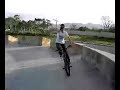 Le saut de mathias sur le spote arm�nien
