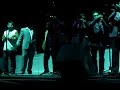Eddie Fernandez cantando con La Perla Azul