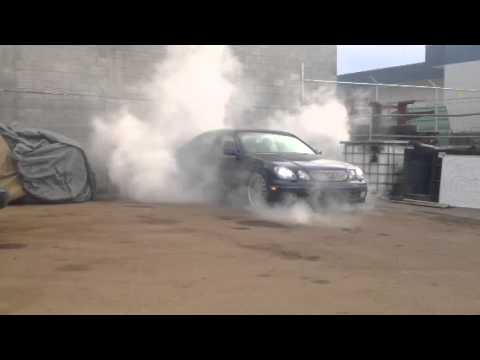 VIP Lexus GS400 Burnout