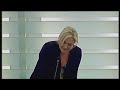 lors de l'intervention de marine le pen le 5 f�vrier 2013, daniel cohn-bendit lui crie : 
