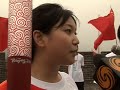 Einen Tag vor Eröffnung der Sommerspiele haben Läufer die Olympische Flamme auf die Chinesische Mauer nahe Peking getragen. Allerdings war die Fackel für die Zuschauer kaum zu sehen - dichter Smog hat sich über die Hauptstadtregion gelegt.
