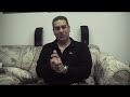 manualist plays the christmas song on his hands!