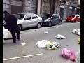 ECCO COME A SECONDIGLIANO PROTESTANO CONTRO LA SPAZZATURA ECCO COME A SECONDIGLIANO PROTESTANO CONTRO LA SPAZZATURA