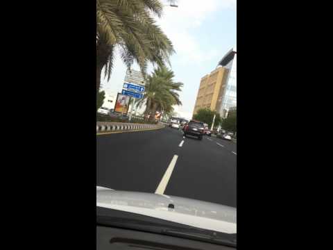 شراميط قحبات بنات - رقص بنات في ليموزين بشارع التحلية جدة بشكل خطيرررررررر ومتهورررر تصوير يوم السبت 23/12/1432هـ.