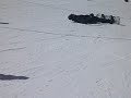 Sölden am Abrëll 2007. Den Franz steht dei 1ten Kéier um Snowboard!Mol kucken wei en sech ustellt
