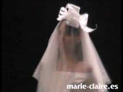 Desfile vestidos novias de Ágatha Ruiz de la Prada