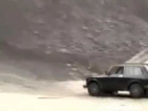 Halfpipe Truck Jumping
