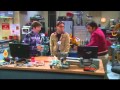 Raj y Howard vuelven a besarse en 