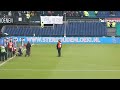 FEYENOORD-ADO DEN HAAG SPELERS VAN BEIDEPLOEGEN KOMEN HET VELD OP