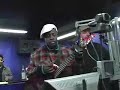 Wyclef watches 2 Girls 1 Cup/performs song! Wyclef watches 2 Girls 1 Cup/performs song!