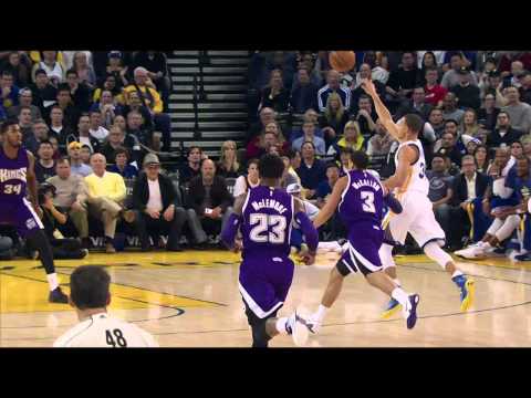 Video: Klay Thompson Bangs Home the Alley-Oop from Curry