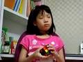 6 year old solves Rubik's cube blindfolded
