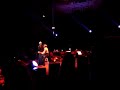i will stop apologizing for the poor picture quality of my videos although this one is not too bad.  but for those who love mariza, i'm sure it is still pleasing to hear her sing 