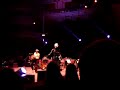 i will stop apologizing for the poor picture quality of my videos although this one is not too bad.  but for those who love mariza, i'm sure it is still pleasing to hear her sing 