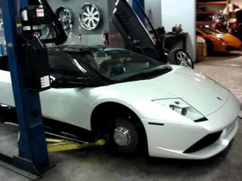 Aroldis Chapman of the Cincinnati Reds gets a new Exhaust System in his Lambo