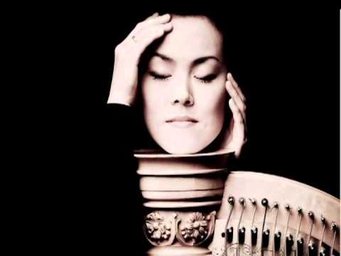 J. S. Bach: Prelude and Fuga in F minor BWV 881 (Lavinia Meijer, harp)