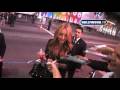 Amanda Bynes Sign Autographs and Chat With Fans.