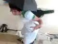 en este video nuestro amigo jorabado deforme trata de sorprender a unos estuadiantees tambien deformes para invitarlos a bailar , pero cuando ellos los ven se asustan por lo deforme de este y salen corriendo y el jorabado deforme los persigue pa tratar de invitarlos a bailar.