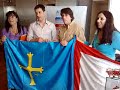 jos� mar�a p�rez. teniente de alcalde de gij�n, saluda a los miembros de hyne.

entrega de la bandera a los miembros de hyne en cancilleria.
