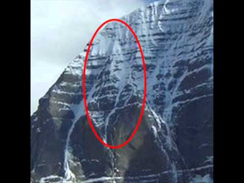 Lord Shiva Face On Kailash (must see)