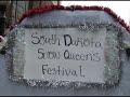 winter carnival daytime parade 2007.
our float carried the aberdeen snow flake queen