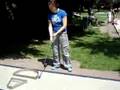 videos de Vivian playing miniture golf