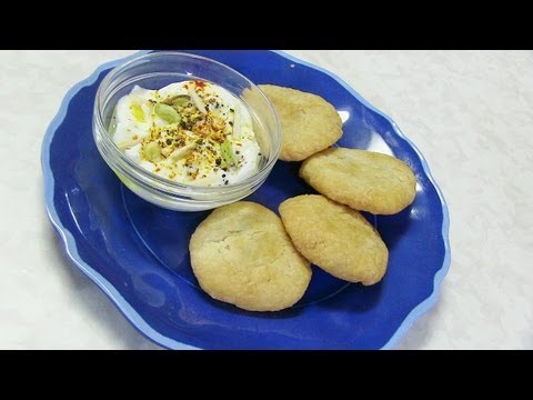 gujarati - More recipes at http://www.bhavnaskitchen.com http://www.indianrecipevideo.com http://www.veggierecipevideos.com.